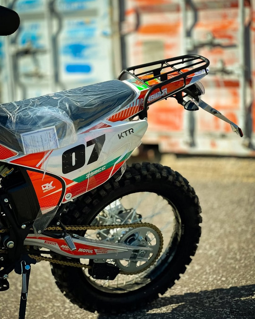 Эндуро мотоцикл KTR 07 Reflect – мощь, стиль и надежность!